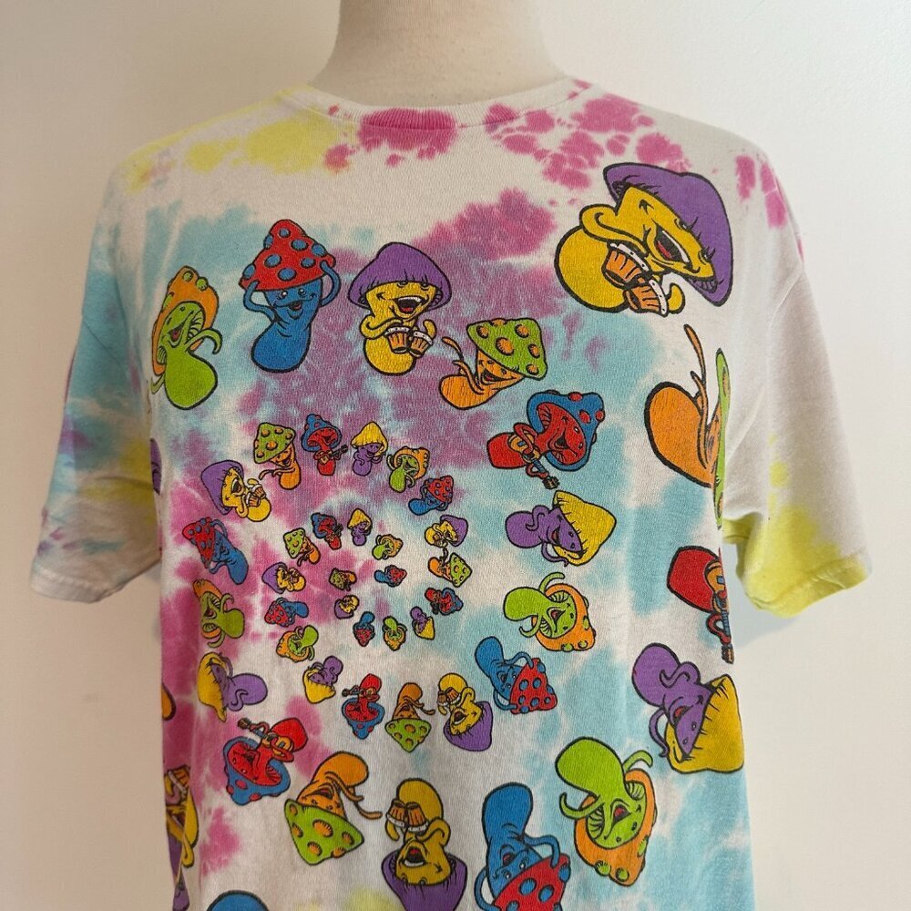 Liquid Blue 2016 Grateful Dead Spiral Dancing Bears Tie Dye T Shirt Sz M - Picture 3 of 9